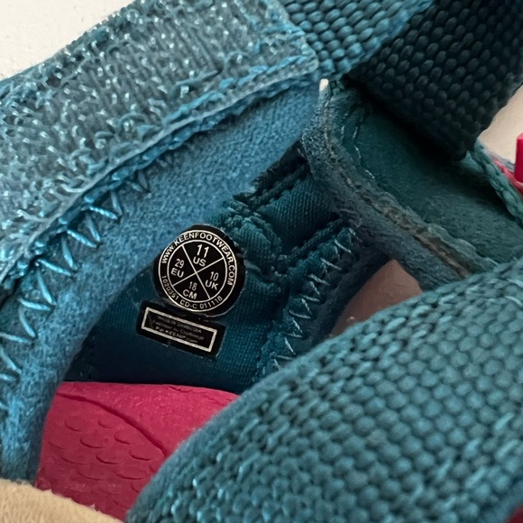 Keen Big Kids' Newport H2 Hybrid Water Sandal, Legion Blue/Hot Pink, size 11 - Picture 12 of 13